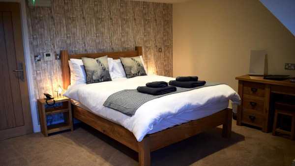 A standard double bed room